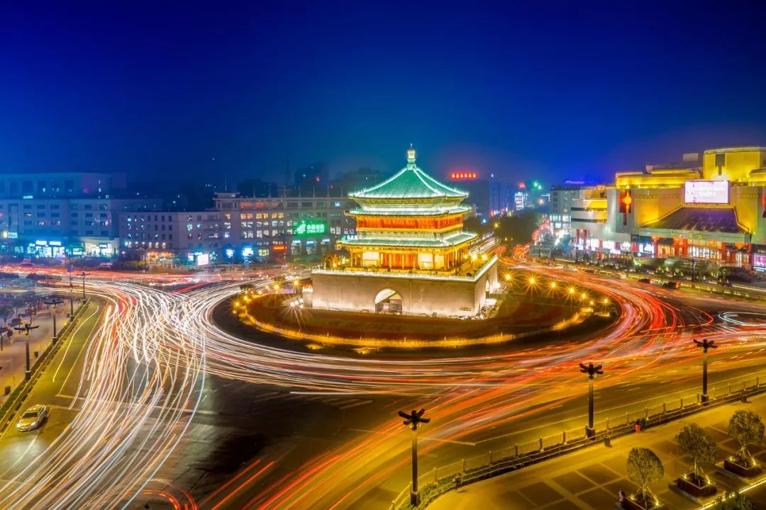 陕西致敬，领导与同胞共话发展新篇章