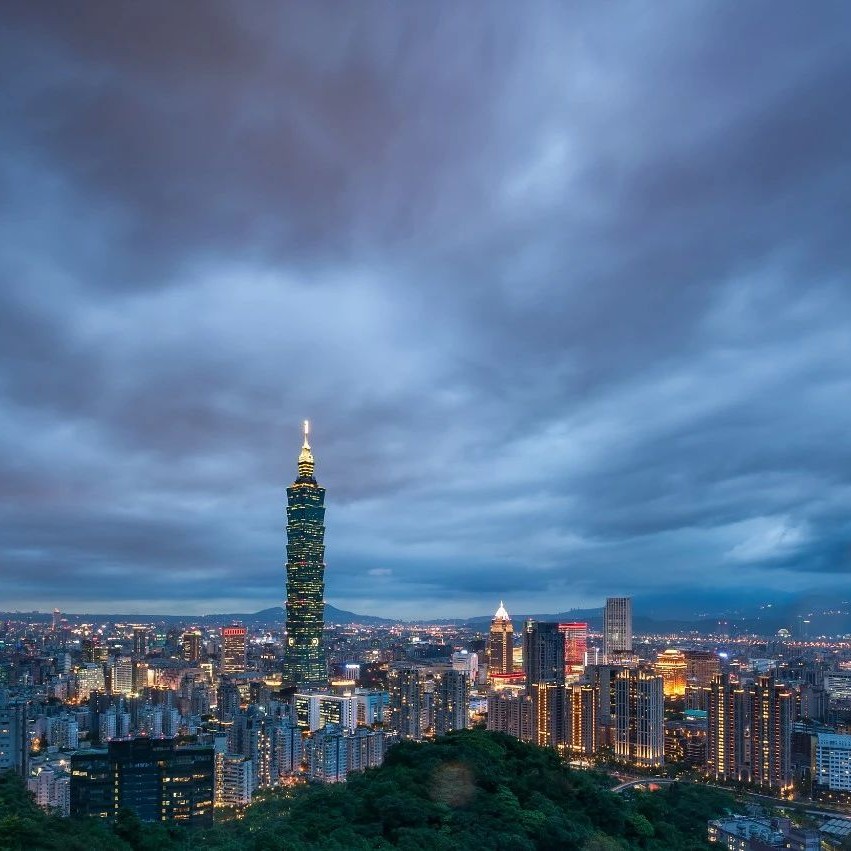 坚定立场,坚守底线,外交部发言人谈台湾问题与和平发展