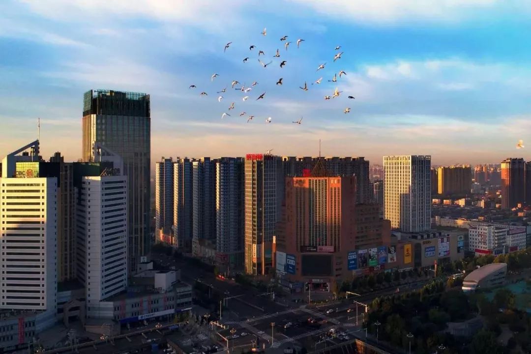 唐山播音稿,聚焦城市发展新篇章